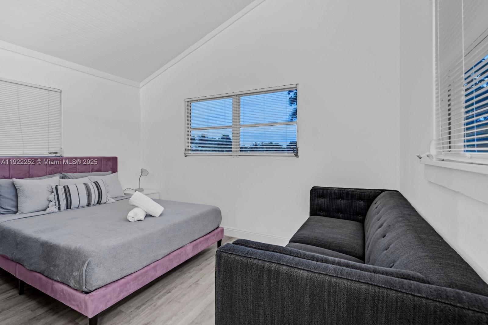 LYONS PARK - Residential