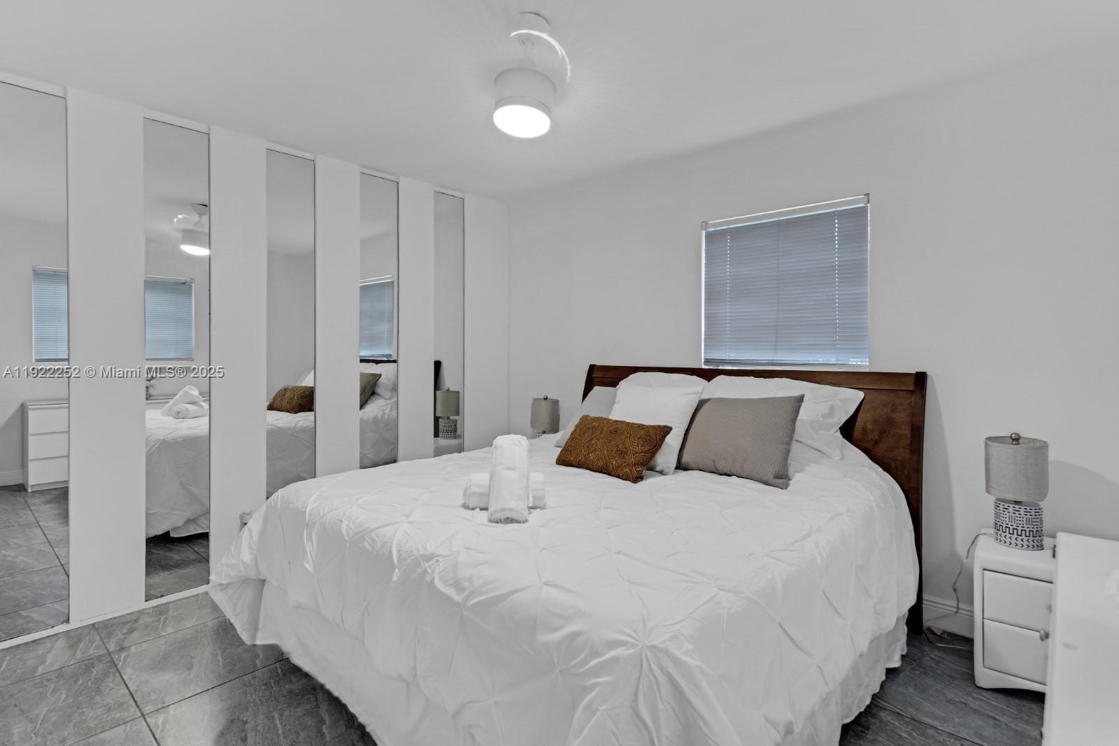 LYONS PARK - Residential