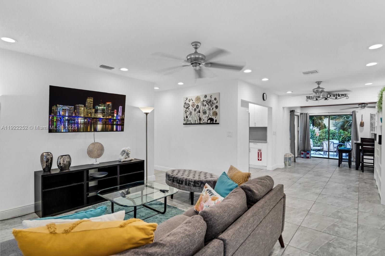 LYONS PARK - Residential