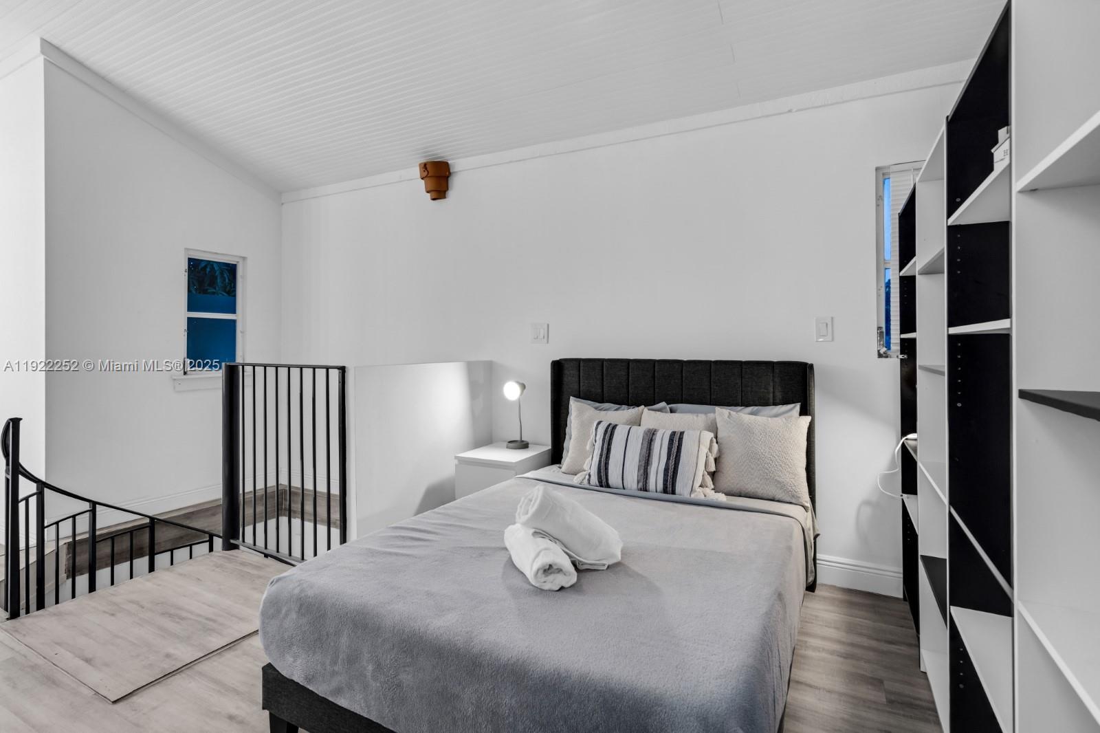 LYONS PARK - Residential