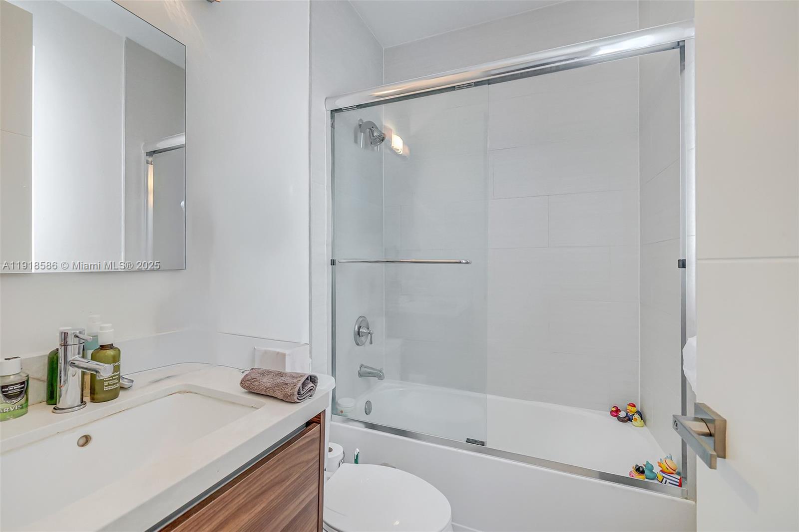 CORAL GABLES BILTMORE SEC - Residential