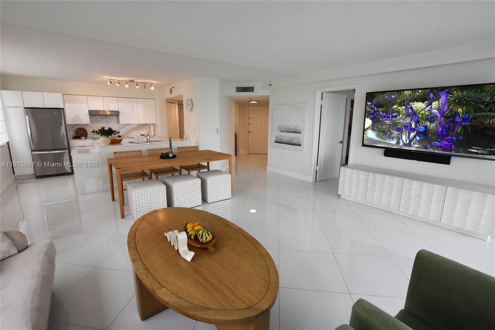 BRICKELL KEY II CONDO - Residential Lease