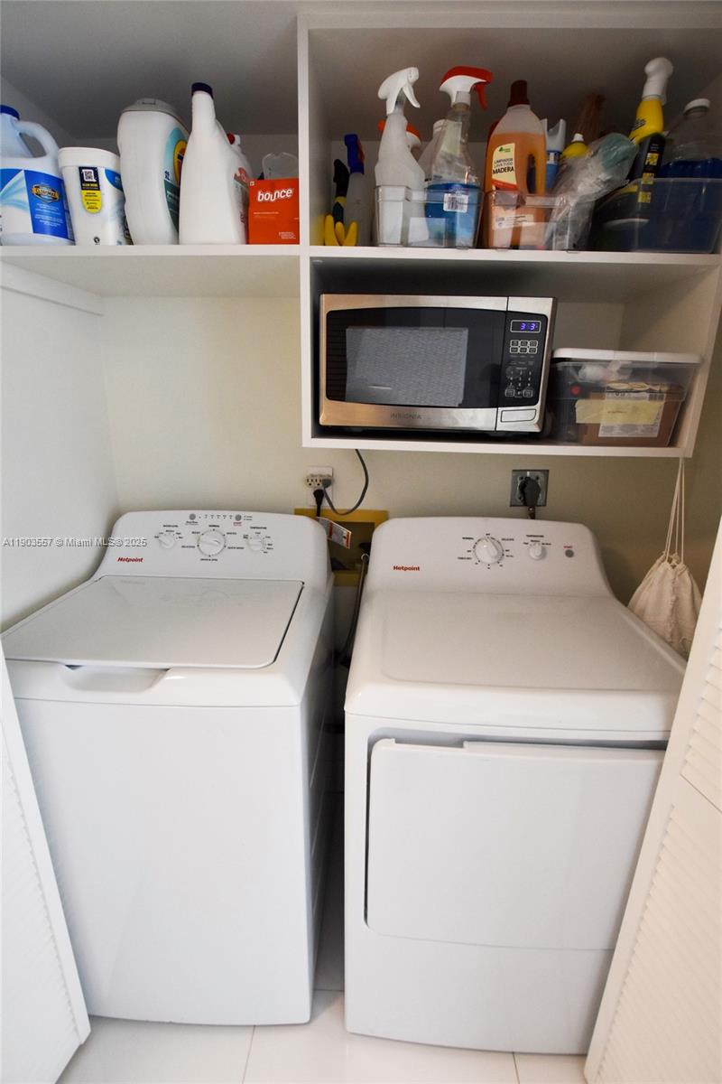 BRICKELL KEY II CONDO - Residential Lease