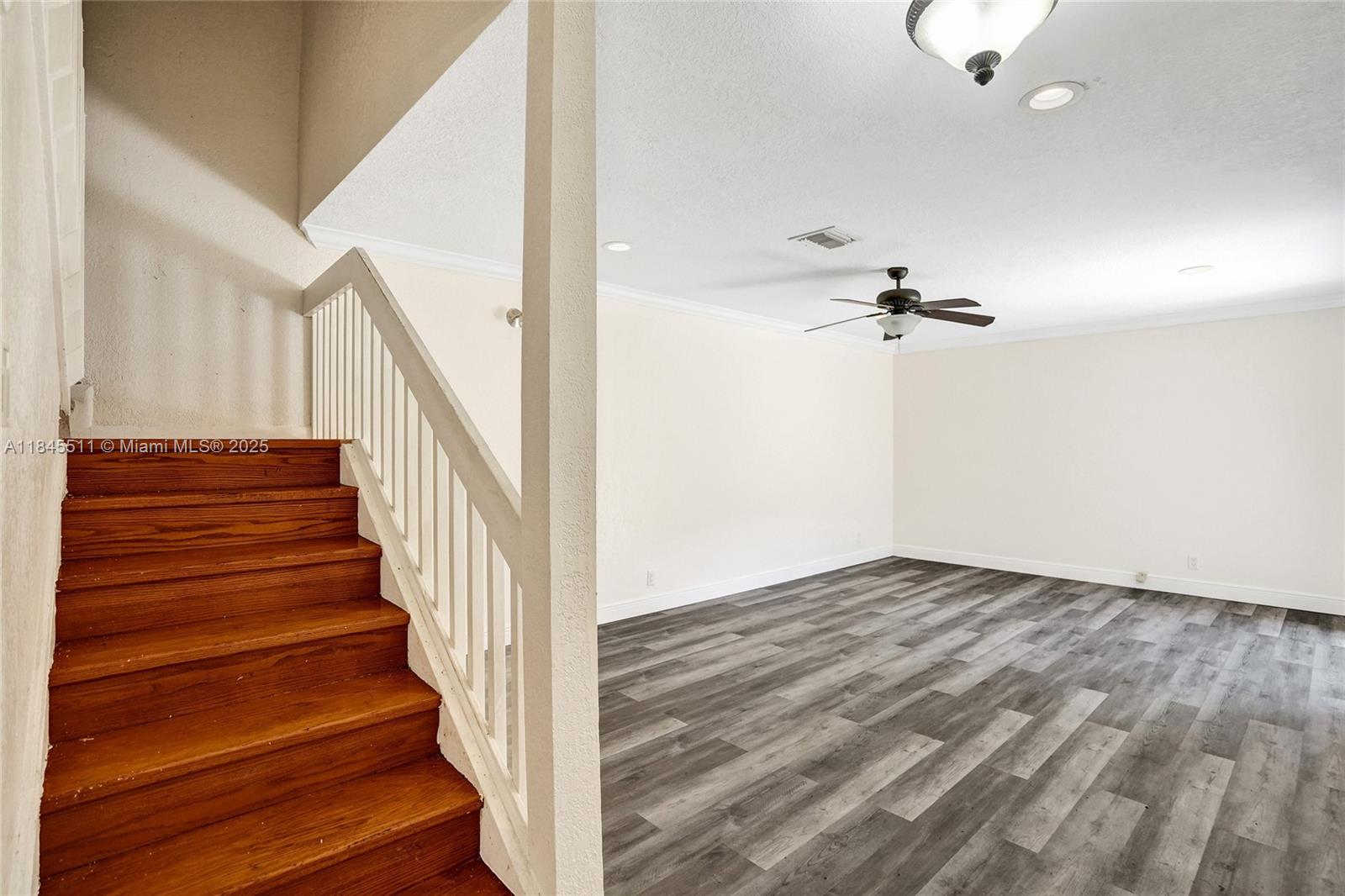 PARKSIDE - Residential