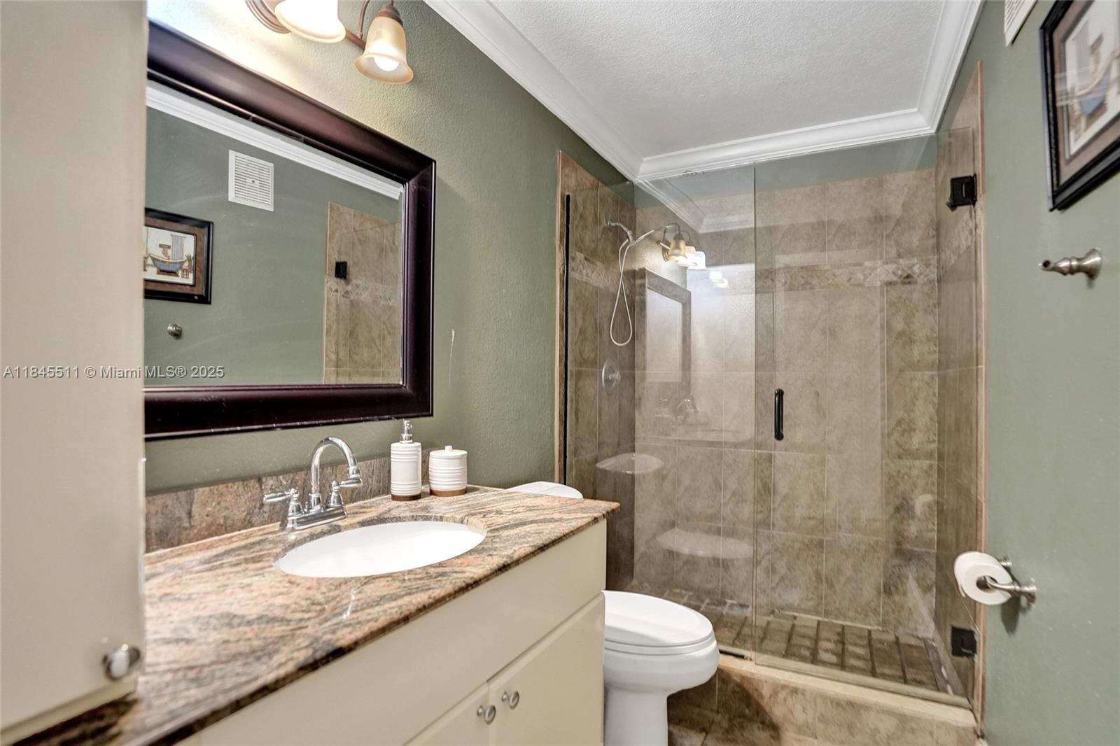 PARKSIDE - Residential