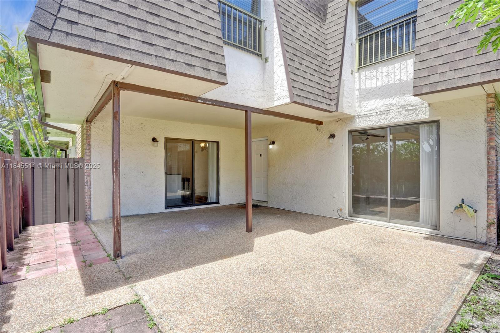 PARKSIDE - Residential