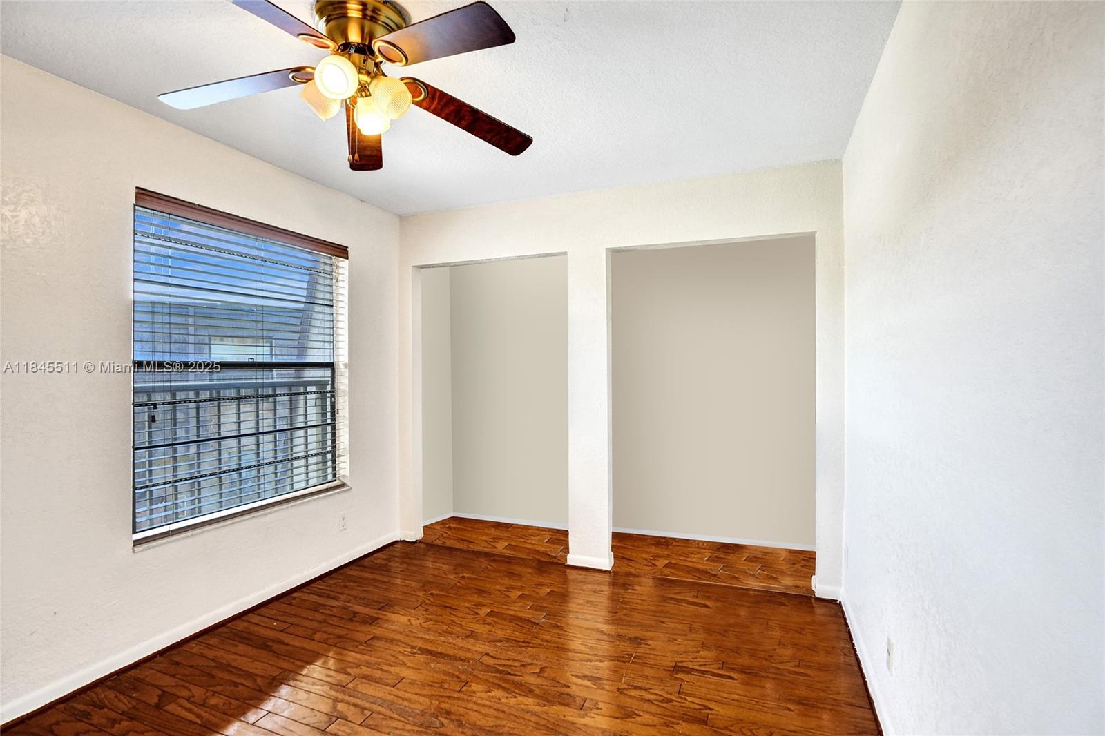 PARKSIDE - Residential