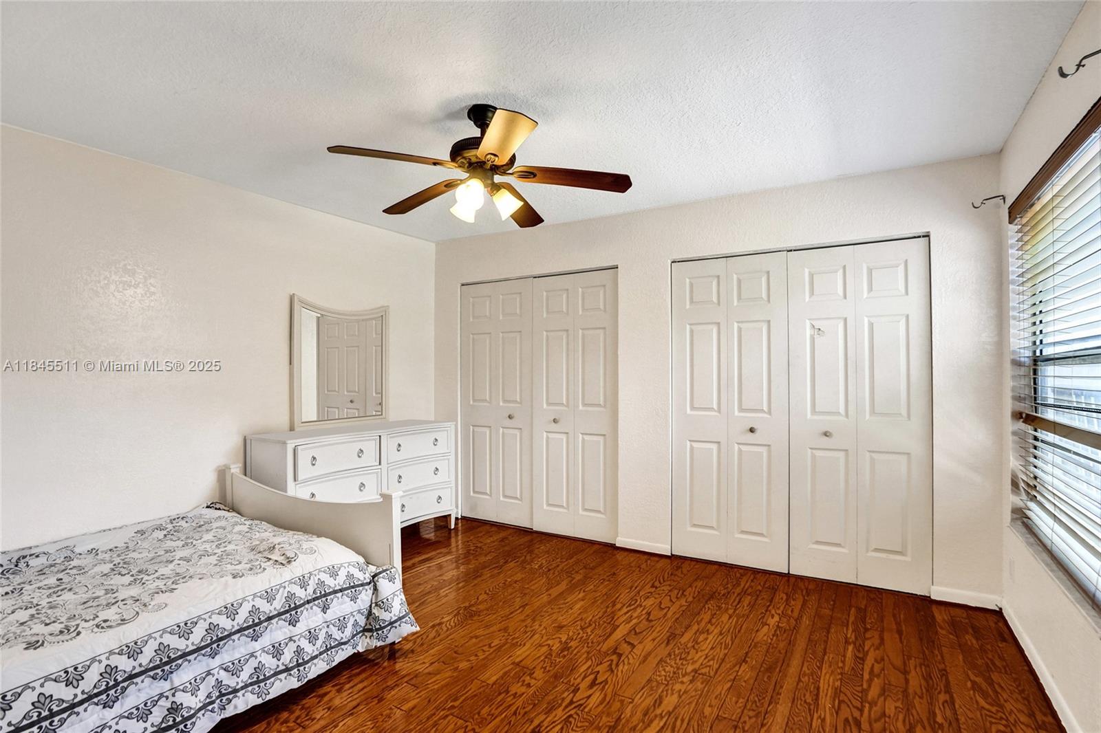 PARKSIDE - Residential