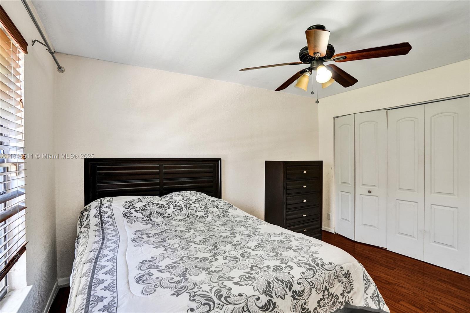 PARKSIDE - Residential