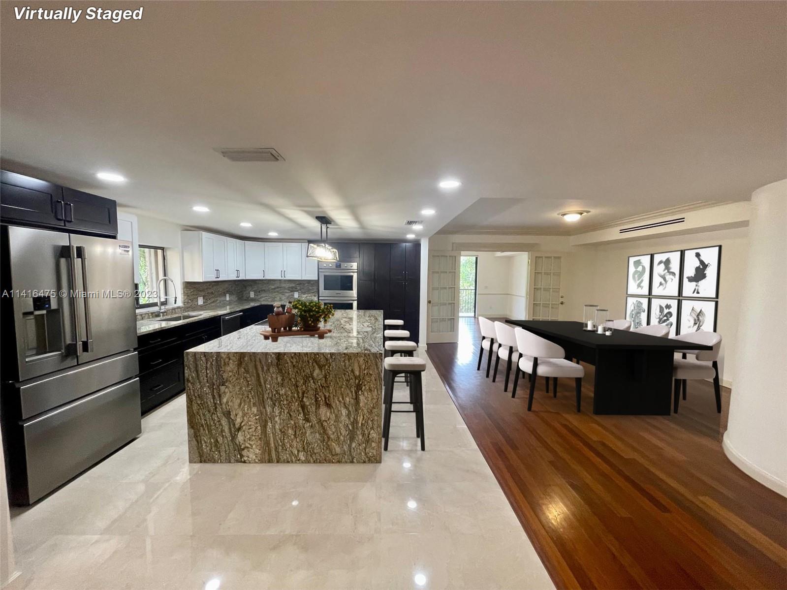 ROYAL HARBOUR YACHT CLUB - Residential