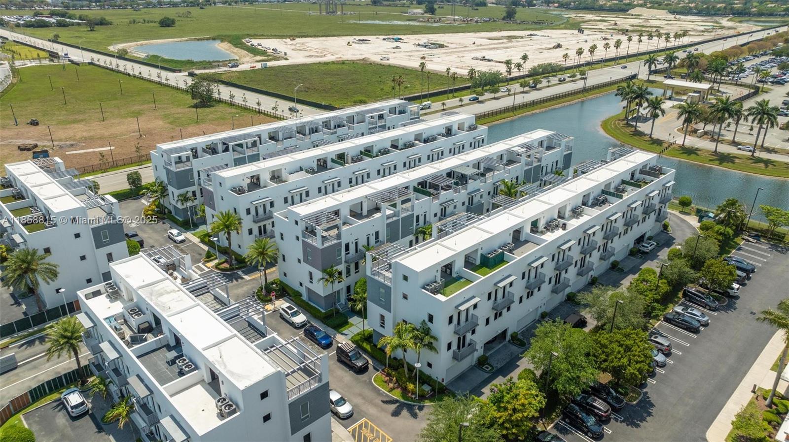 CONTEMPO TOWNHOMES - Residential