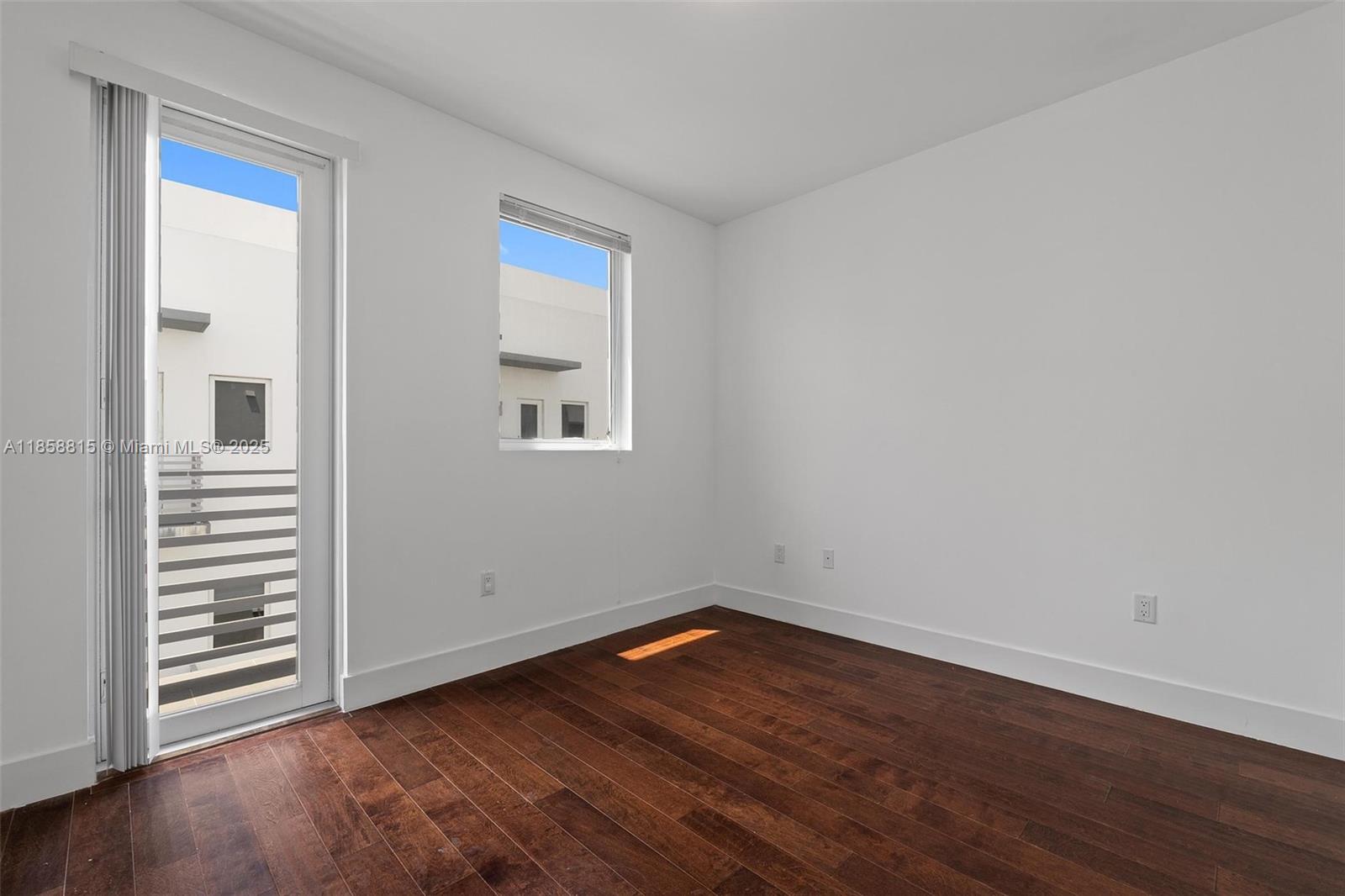 CONTEMPO TOWNHOMES - Residential