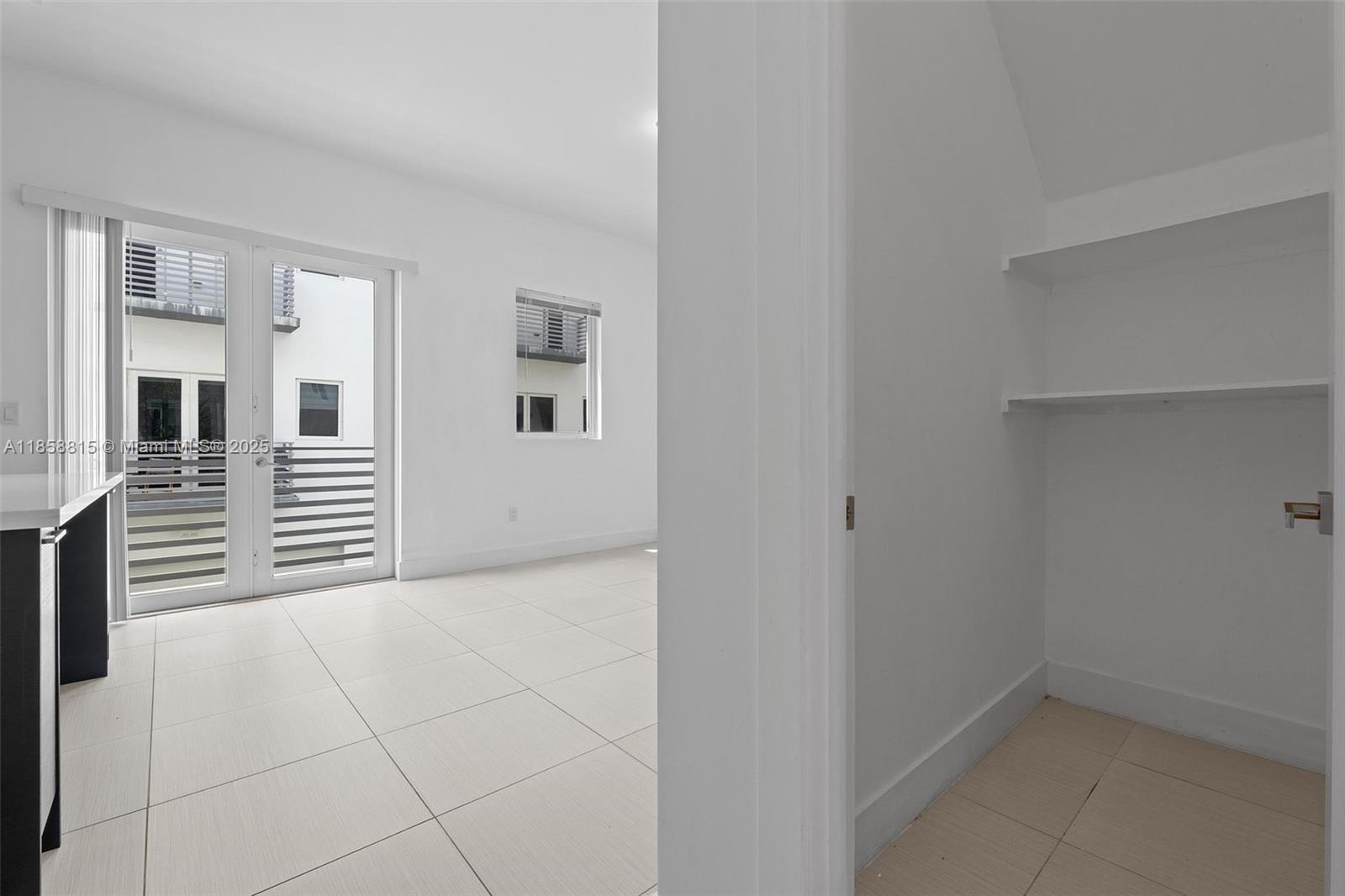 CONTEMPO TOWNHOMES - Residential