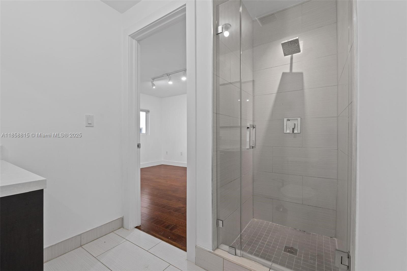 CONTEMPO TOWNHOMES - Residential