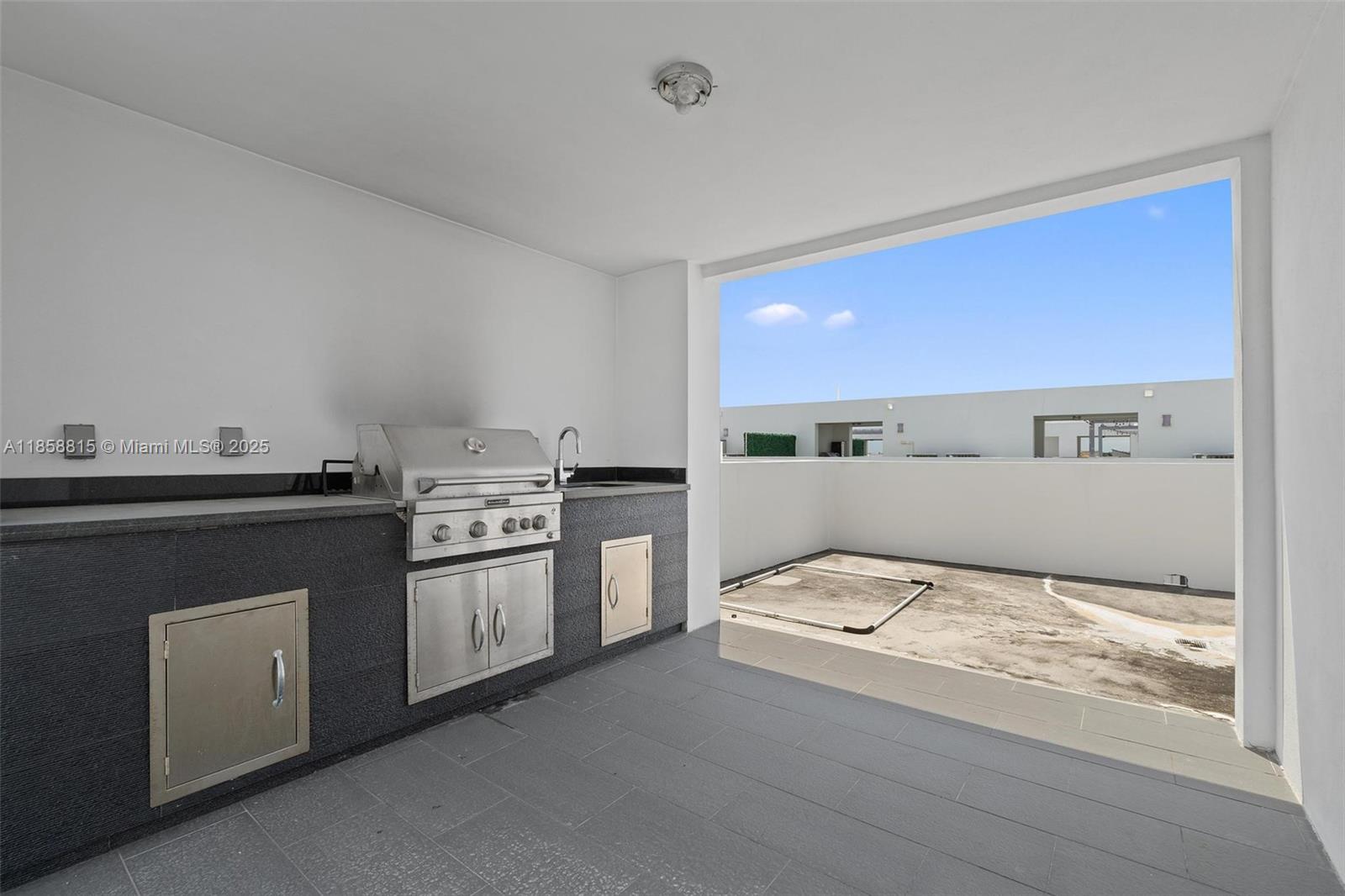 CONTEMPO TOWNHOMES - Residential