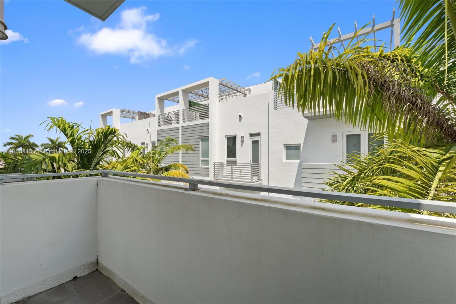 CONTEMPO TOWNHOMES - Residential