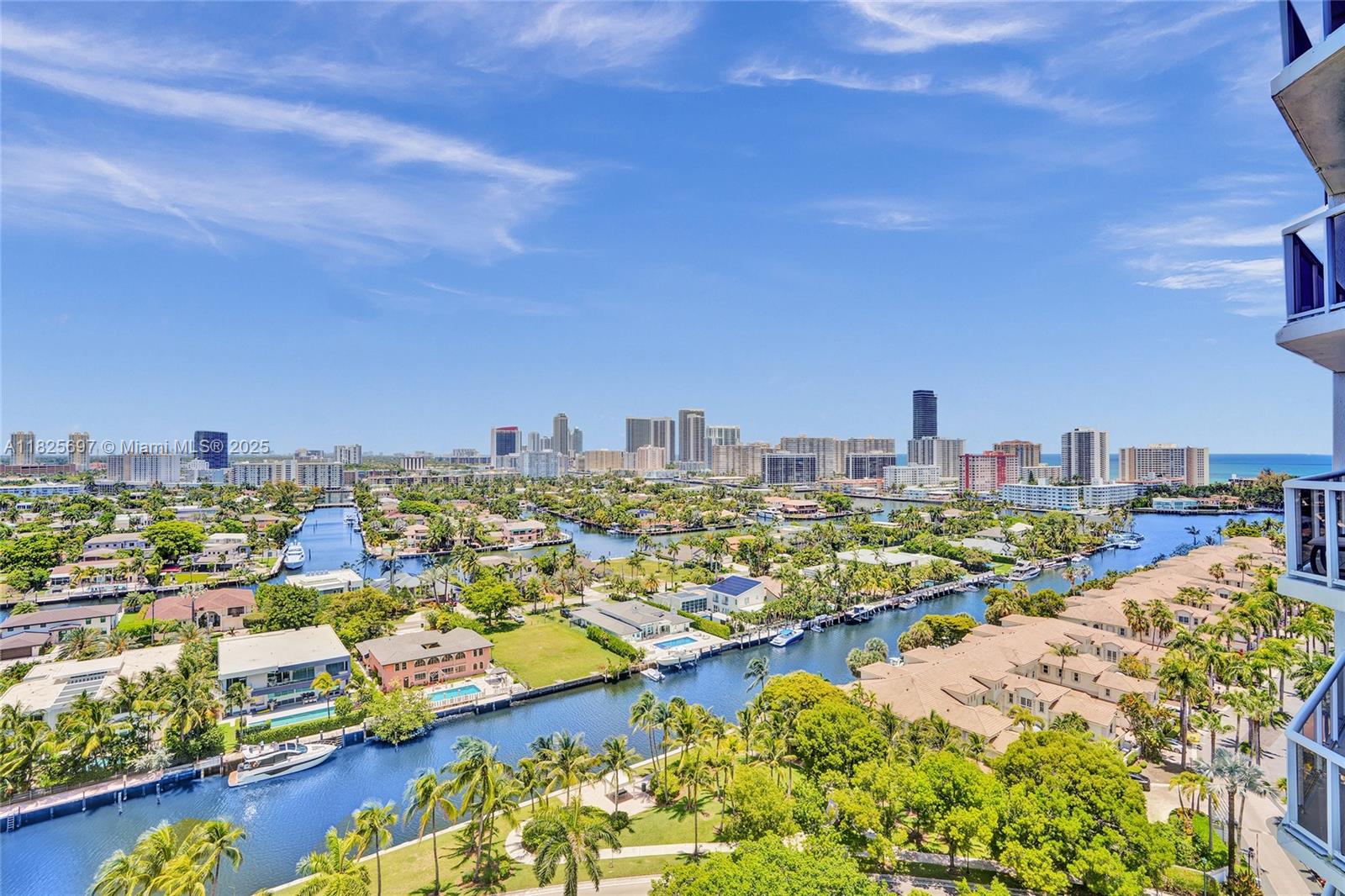 HARBORSIDE AT THE WATERWA - Residential