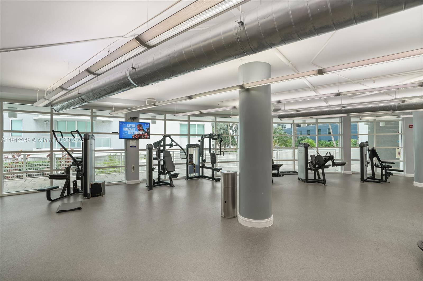 VIZCAYNE NORTH CONDO - Residential Lease