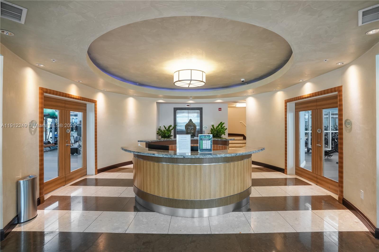 VIZCAYNE NORTH CONDO - Residential Lease