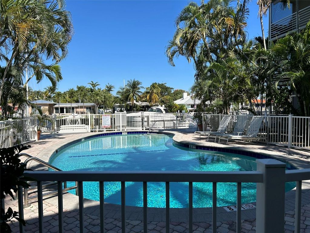 Photo of 1535 SE 15th St #207, Fort Lauderdale, FL 33316 (MLS # A11479913)