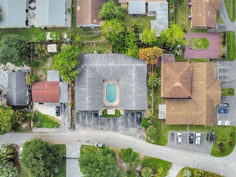 215 SW 19th Ave Fort Lauderdale FL 33312