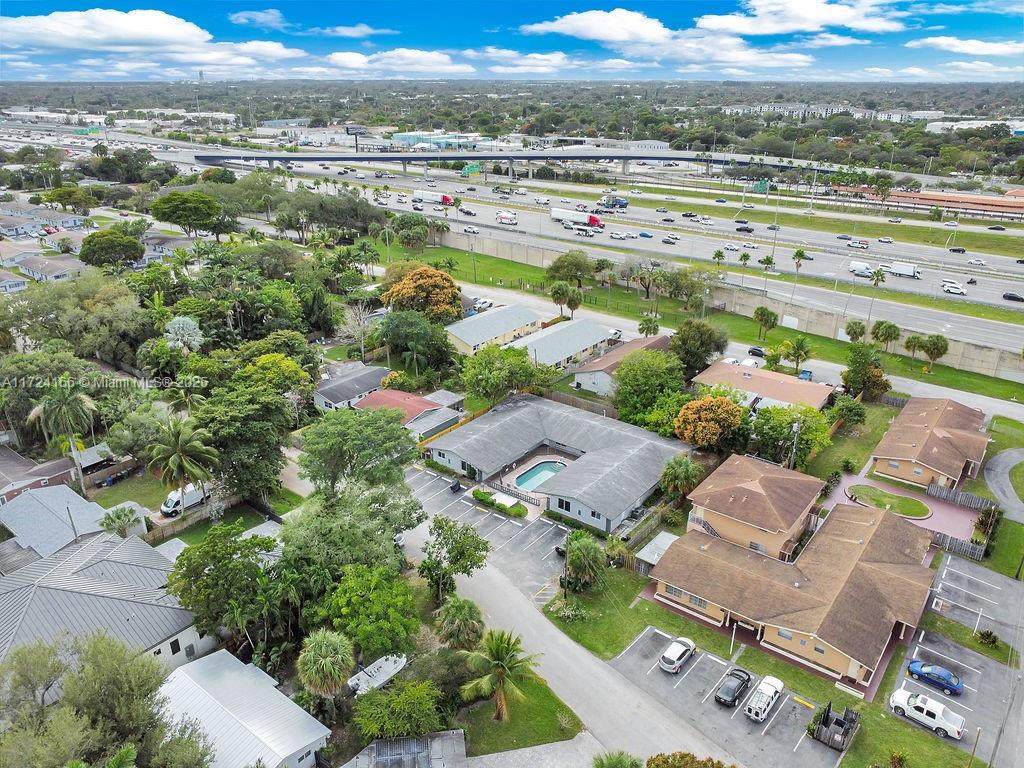 ROBERTSON PARK - Residential Income