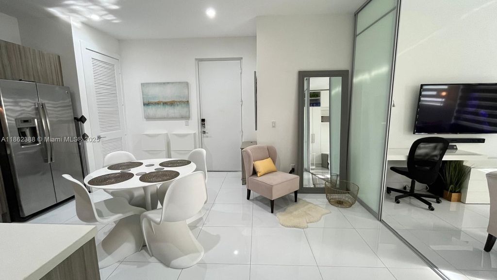 Photo of 1045 NE 18th Ave #401, Fort Lauderdale, FL 33304 (MLS # A11862388)