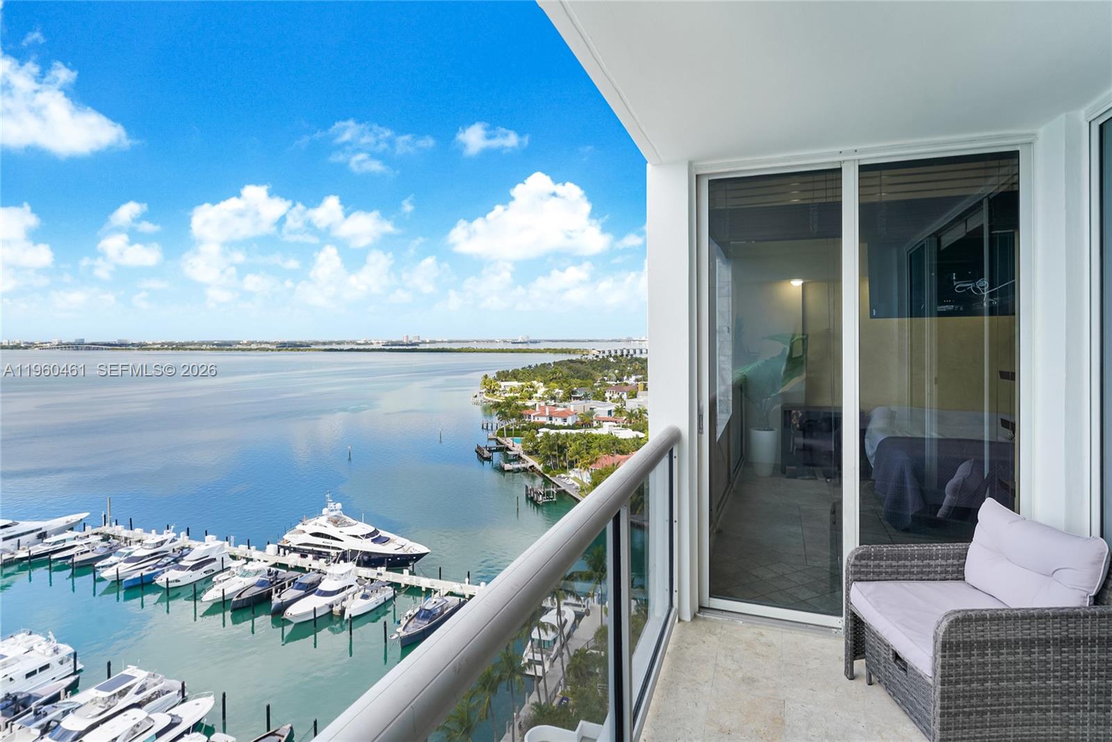 SUNSET HARBOUR NORTH COND - Residential