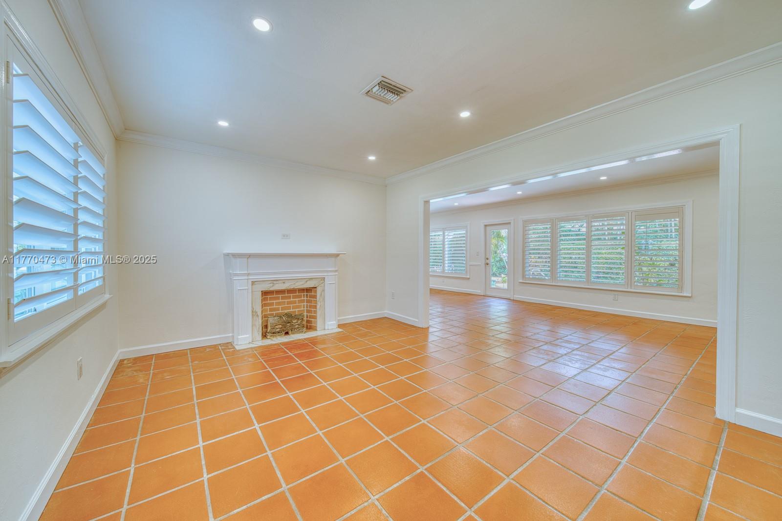 C GAB COUNTRY CLUB SEC 5 - Residential