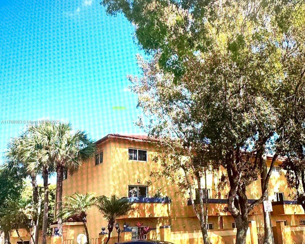 Rental Property at 14910 Sw 82nd Ter 15-207, Miami, Broward County, Florida - Bedrooms: 2 
Bathrooms: 2  - $2,280 MO.