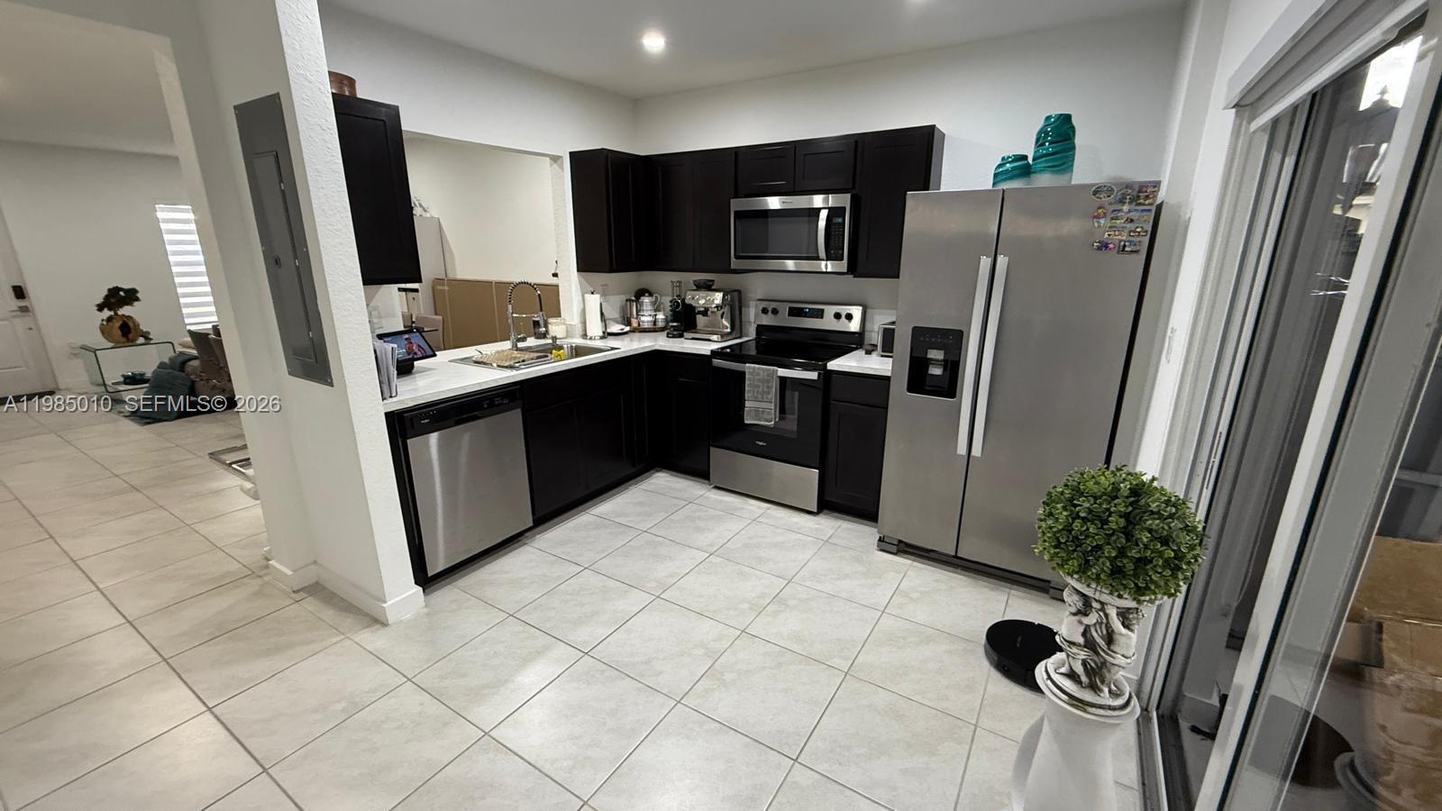 FVP SUBDIVISION - Residential Lease