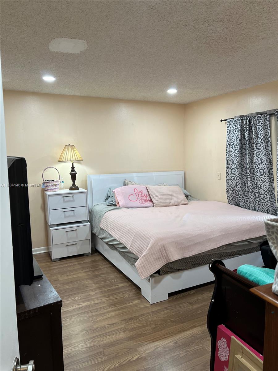 FOREST HILLS CONDO NORTH - Residential