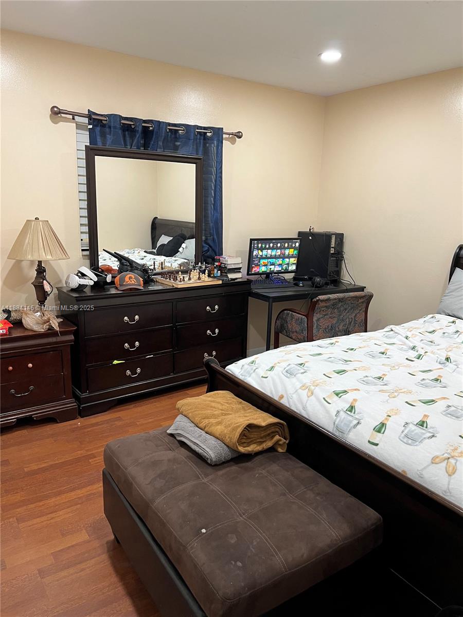 FOREST HILLS CONDO NORTH - Residential