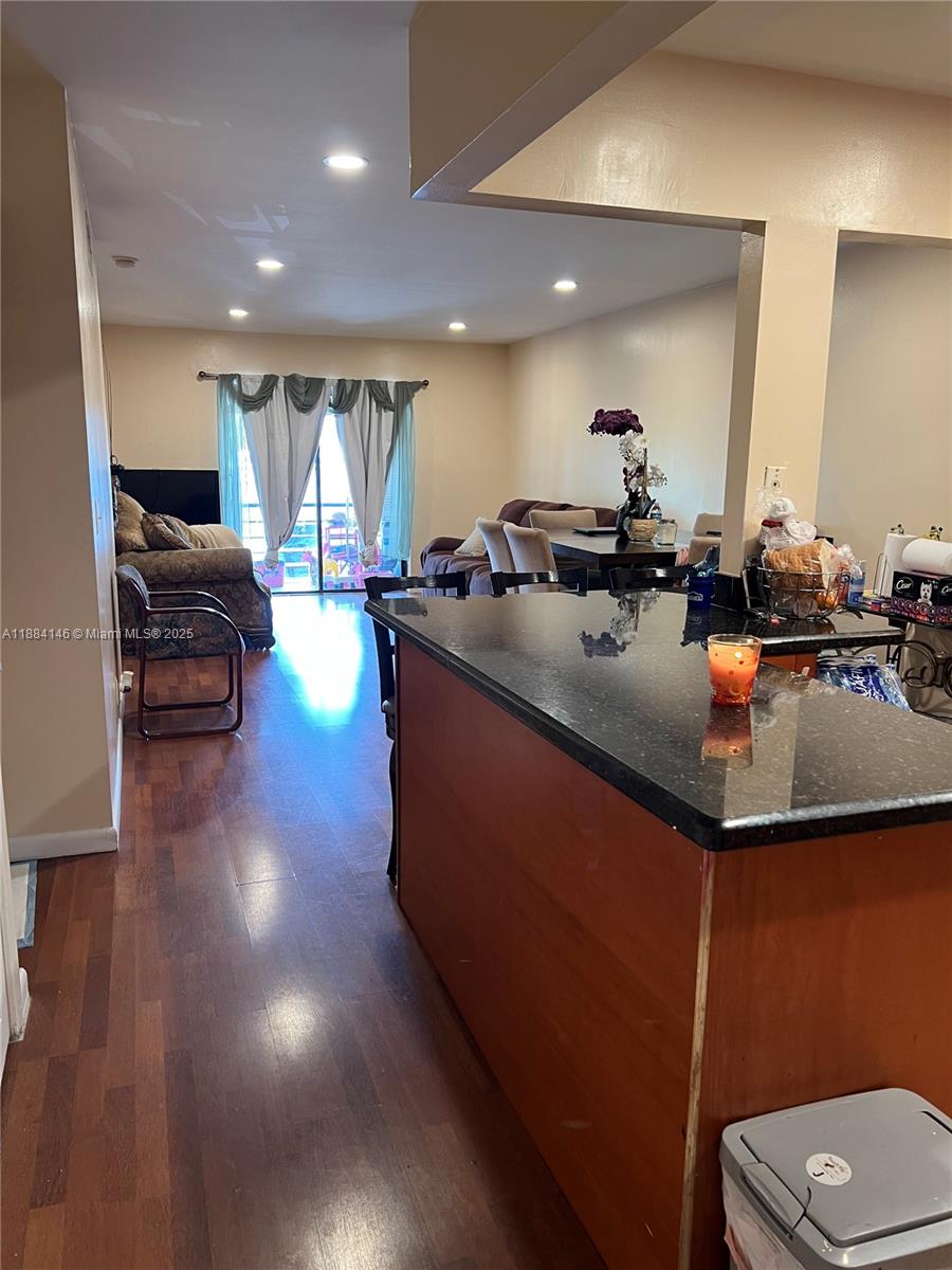 FOREST HILLS CONDO NORTH - Residential