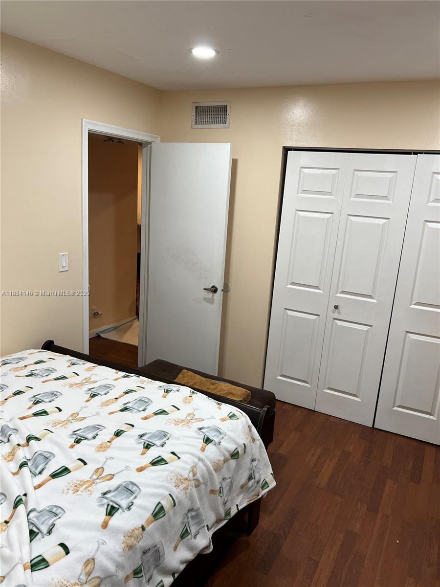 FOREST HILLS CONDO NORTH - Residential