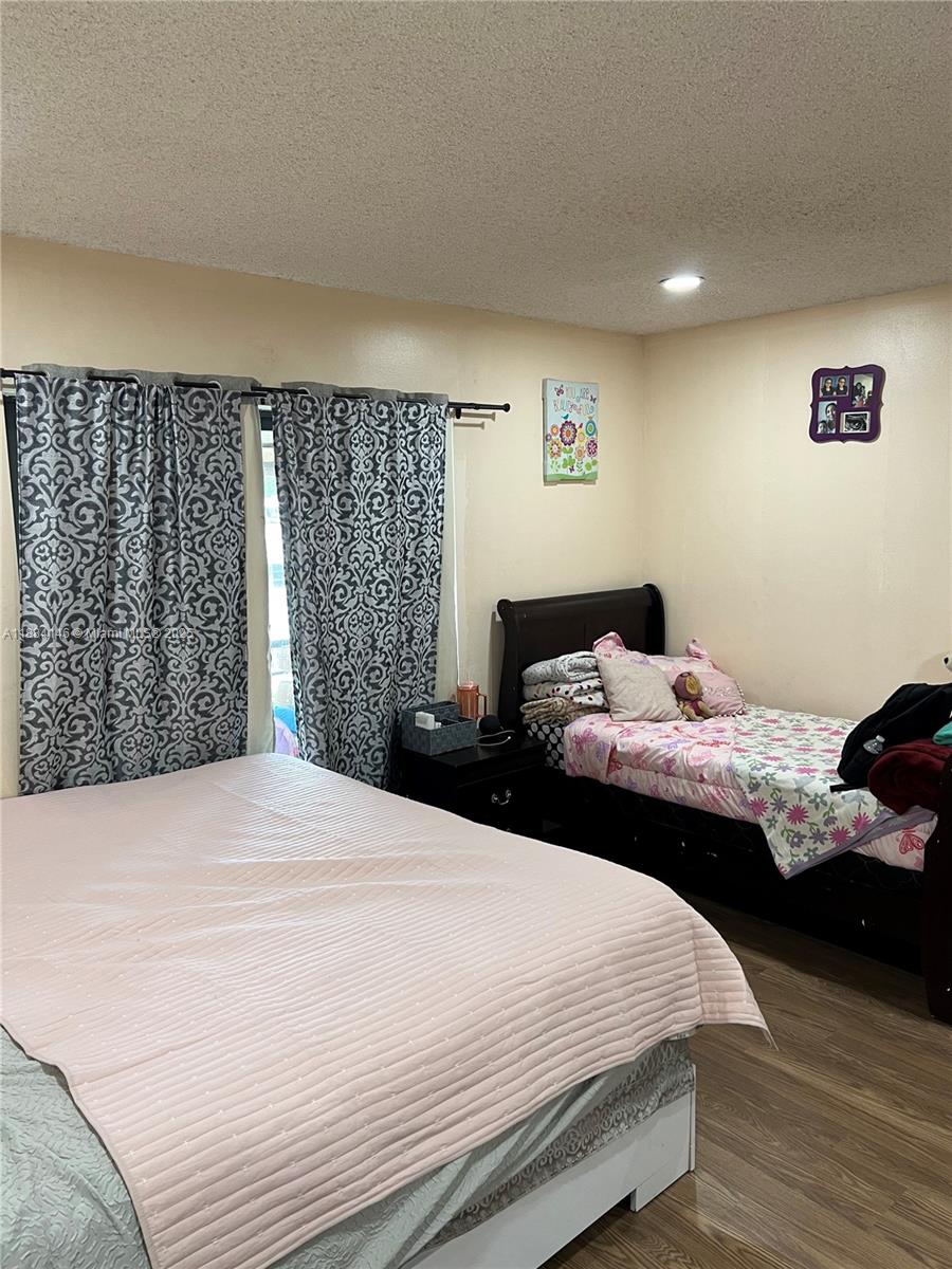 FOREST HILLS CONDO NORTH - Residential
