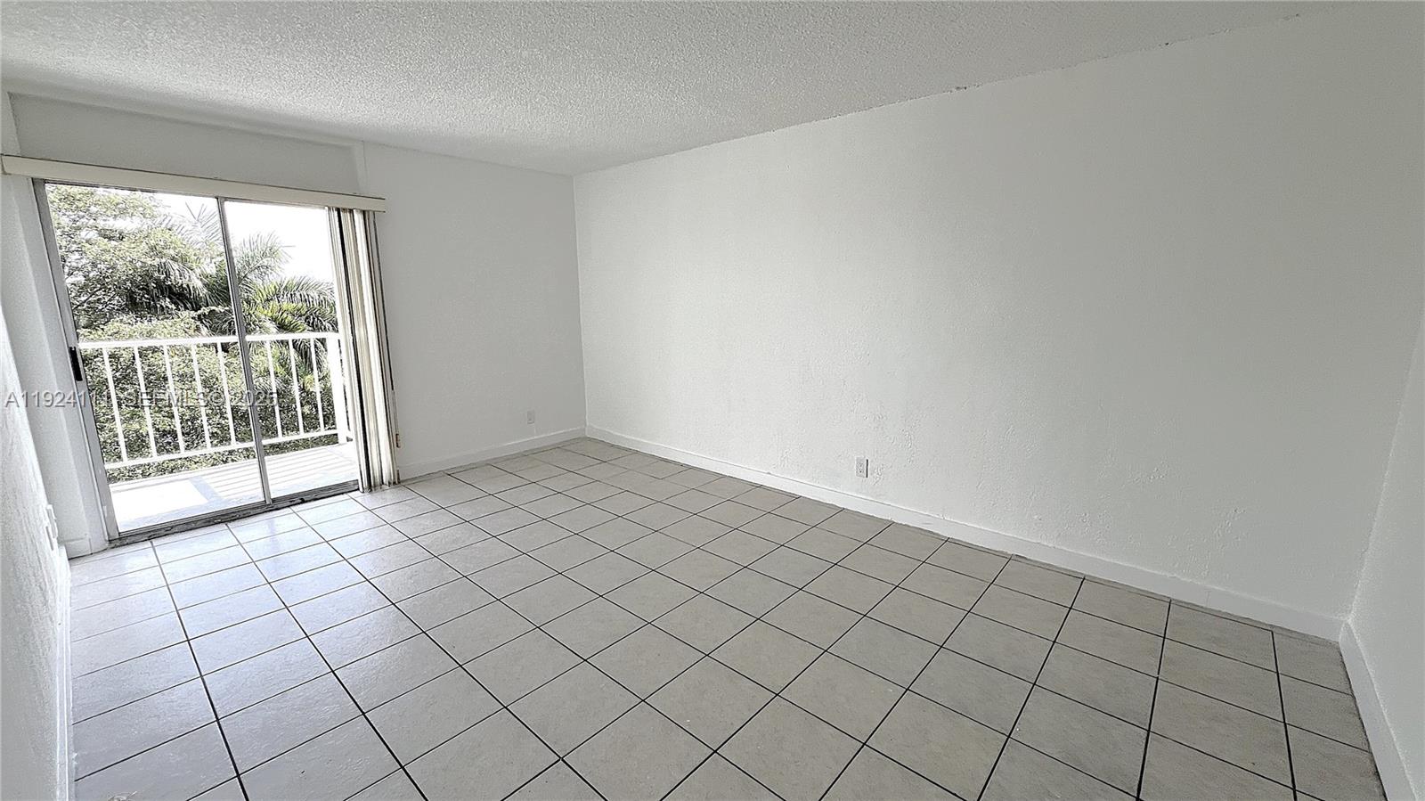 YOLANDA VILLAS CONDO - Residential Lease