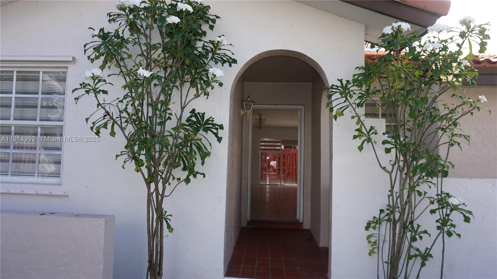 LAMBIANCE TOWNHOMES KENDA - Residential Lease