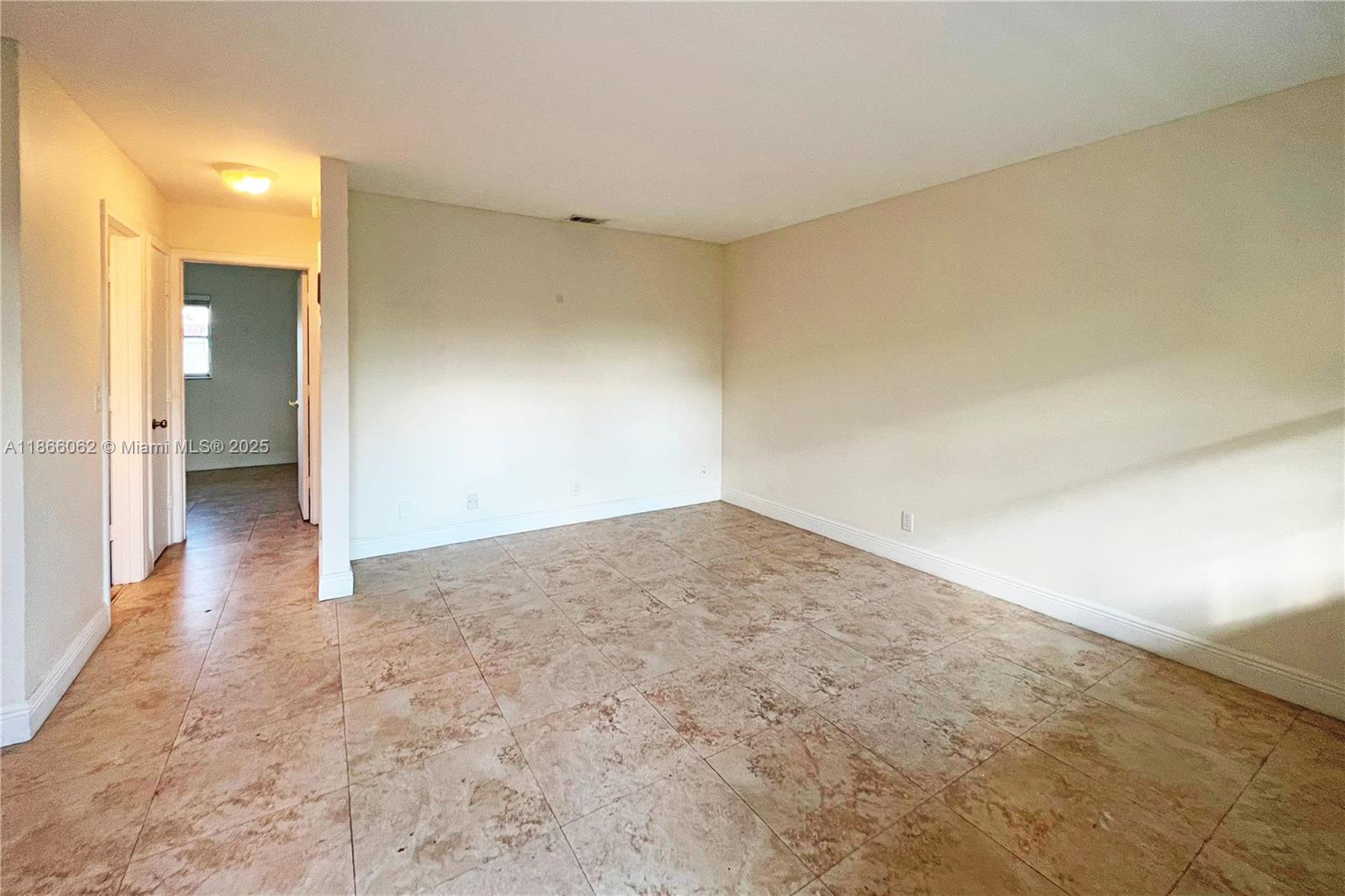 VILLAGE PARK AT OAKLAND C - Residential