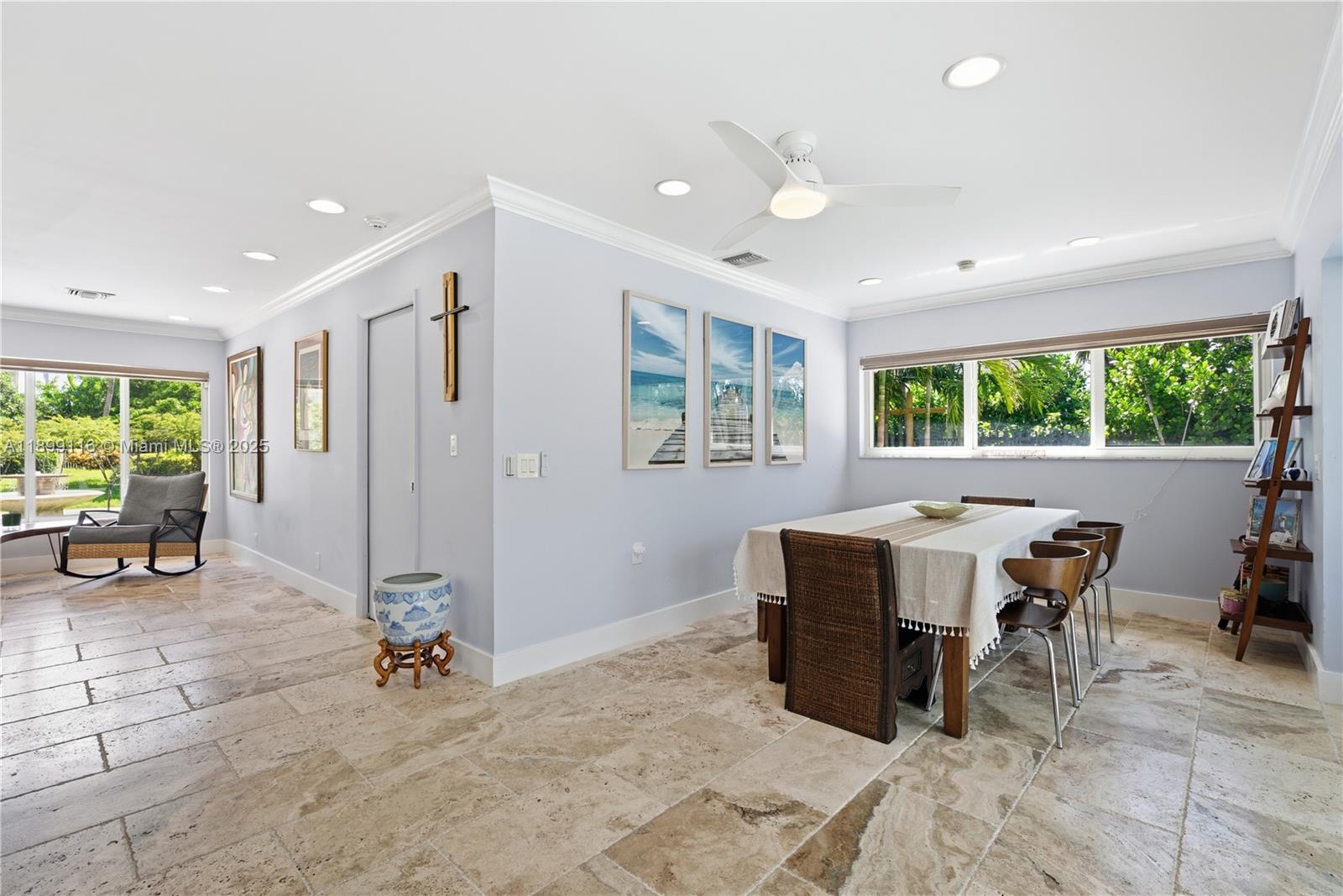 VENETIAN ISLES 2ND SEC - Residential