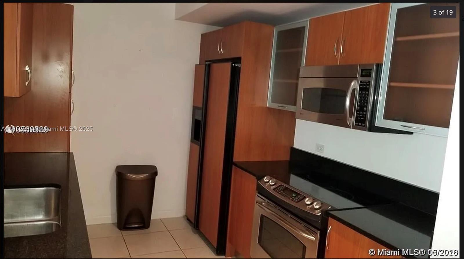 Beautiful 2 Bed and 2 bath fully furnished. Open kitchen, floor to ceiling windows on living area.
The Venture (East Building) is part of a two tower complex located in the Fashion Island mall in Aventura. It has retail lobbies and the inner courtyards to ensure that all the residents will have easy access to these facilities w/more than 17,000 sqft of new ground level retail, plus existing dining and shopping in the adjoining Loehmann's plaza for entertainment a complete state of the art fitness center a multi purpose club room with billiards tables, a wine storage a new theater screening center, a full business center w/high speed internet and four amazing pools, that you will be delight with our sunrise and sunset areas. a lobby decorated to die for.
For showings text listing agent