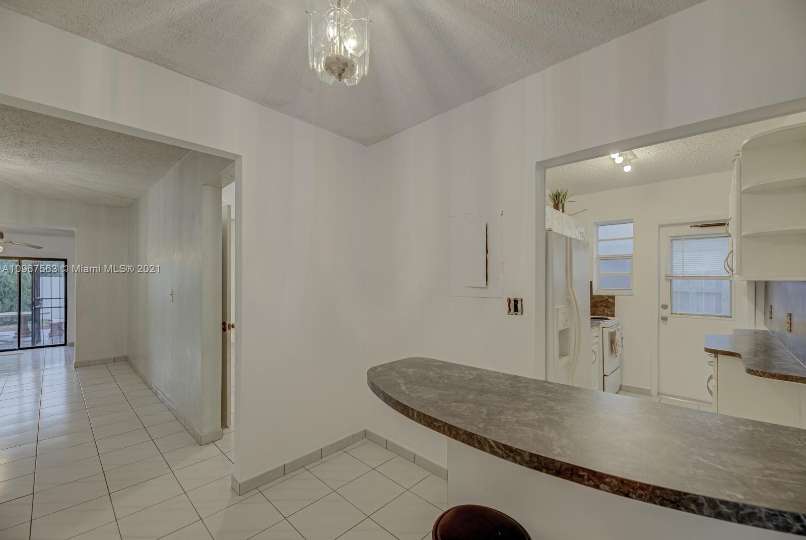 12TH ST MANORS - Residential Income