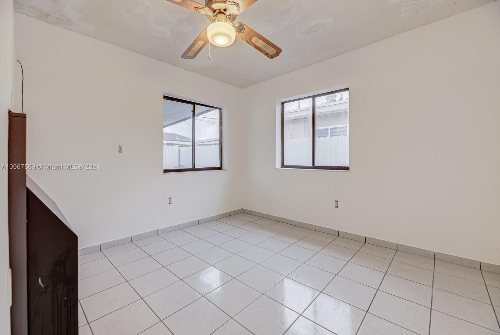 12TH ST MANORS - Residential Income