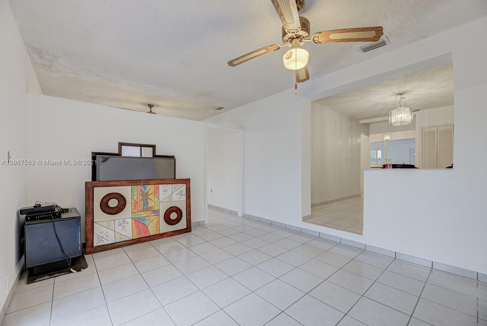 12TH ST MANORS - Residential Income