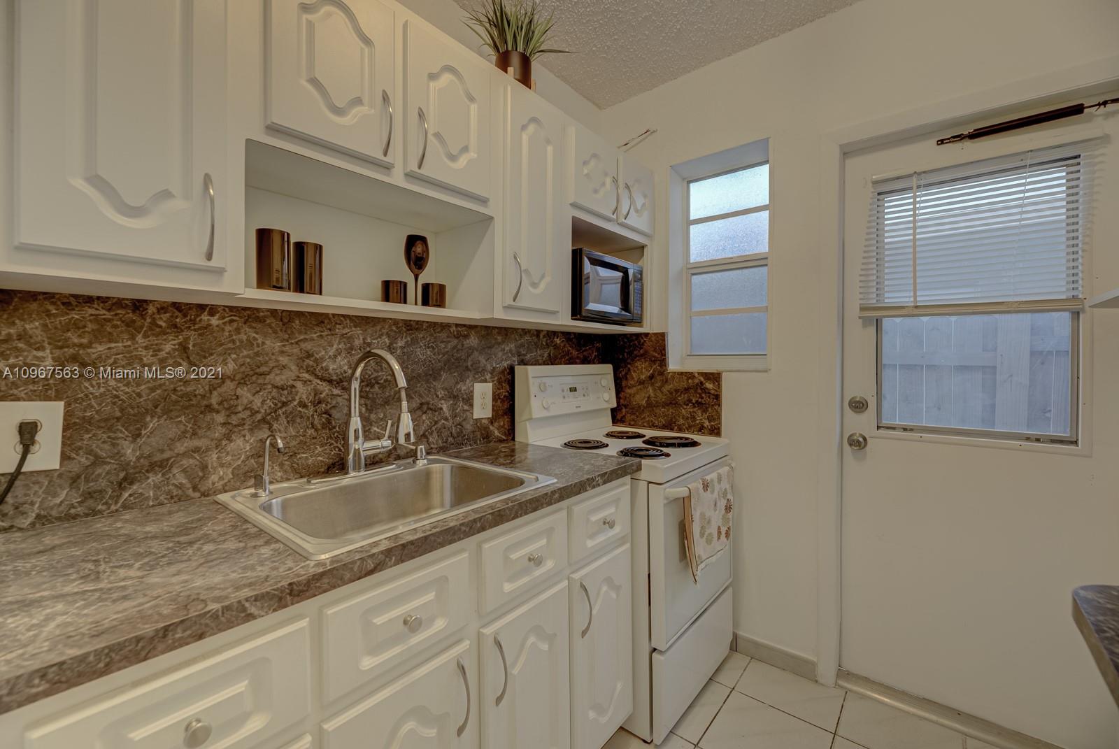 12TH ST MANORS - Residential Income