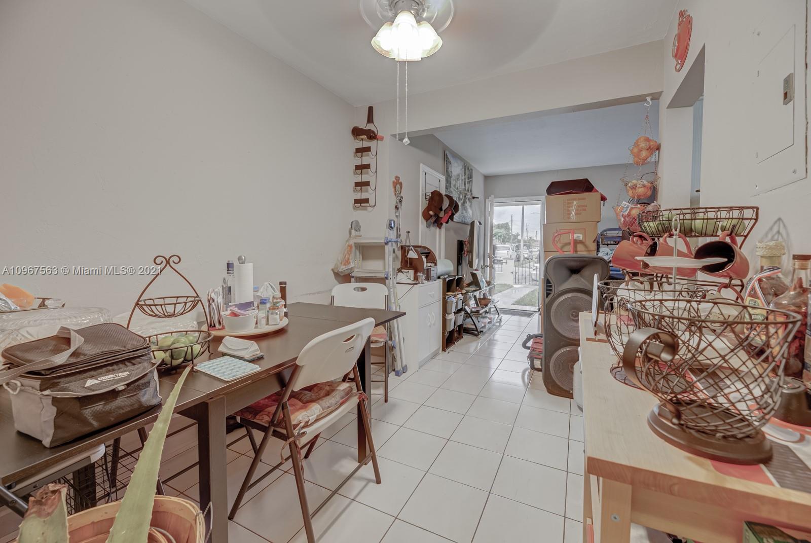 12TH ST MANORS - Residential Income