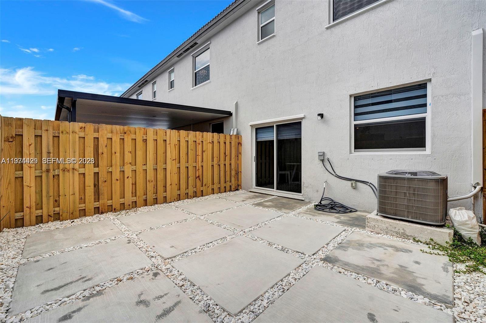 HOMESTEAD PARK OF COMMERC - Residential