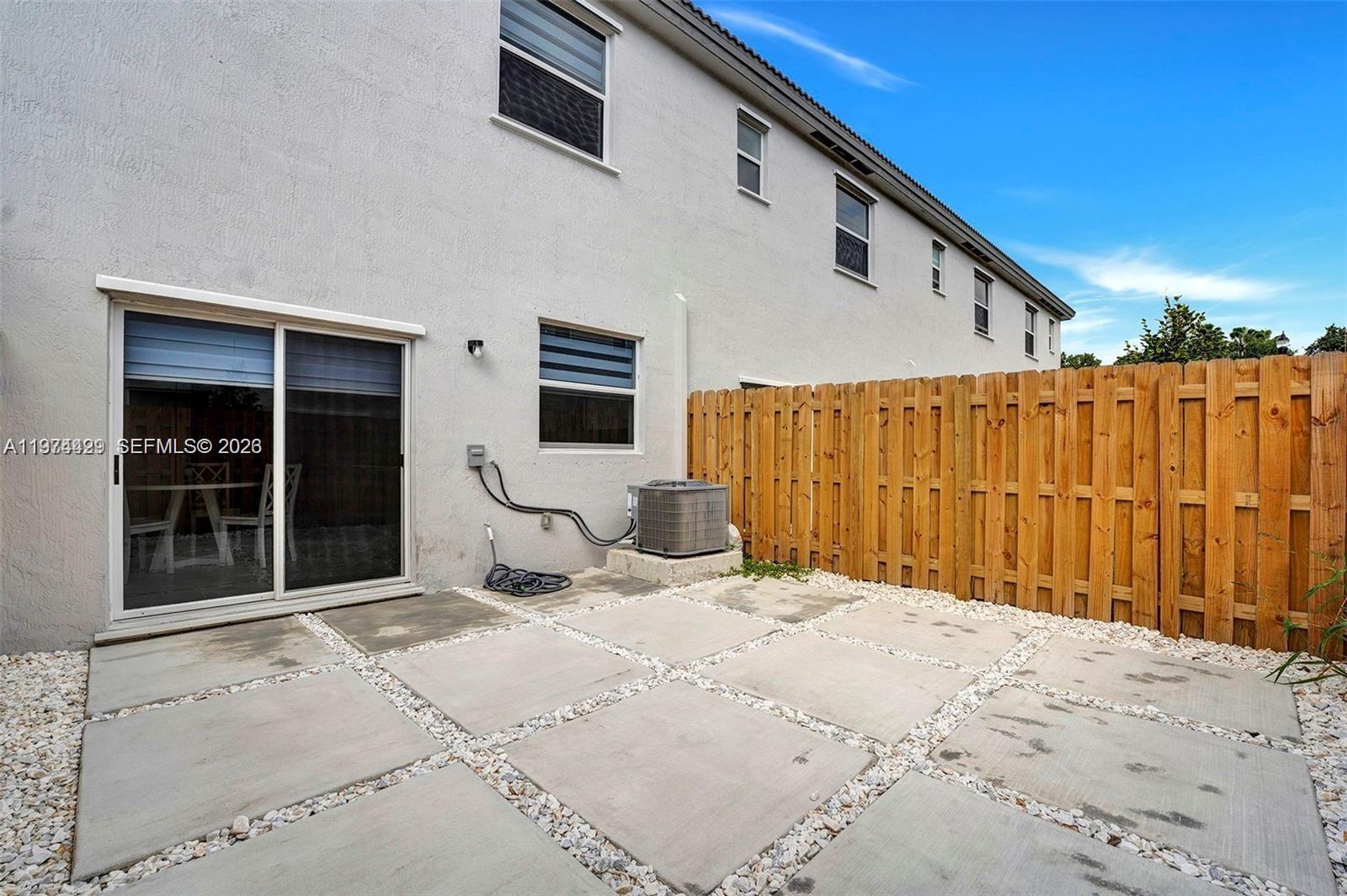 HOMESTEAD PARK OF COMMERC - Residential