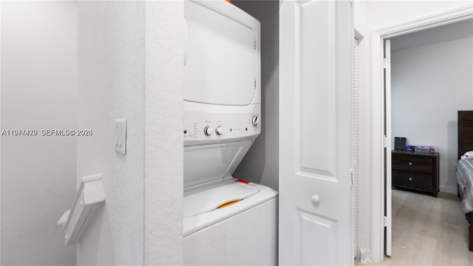 HOMESTEAD PARK OF COMMERC - Residential