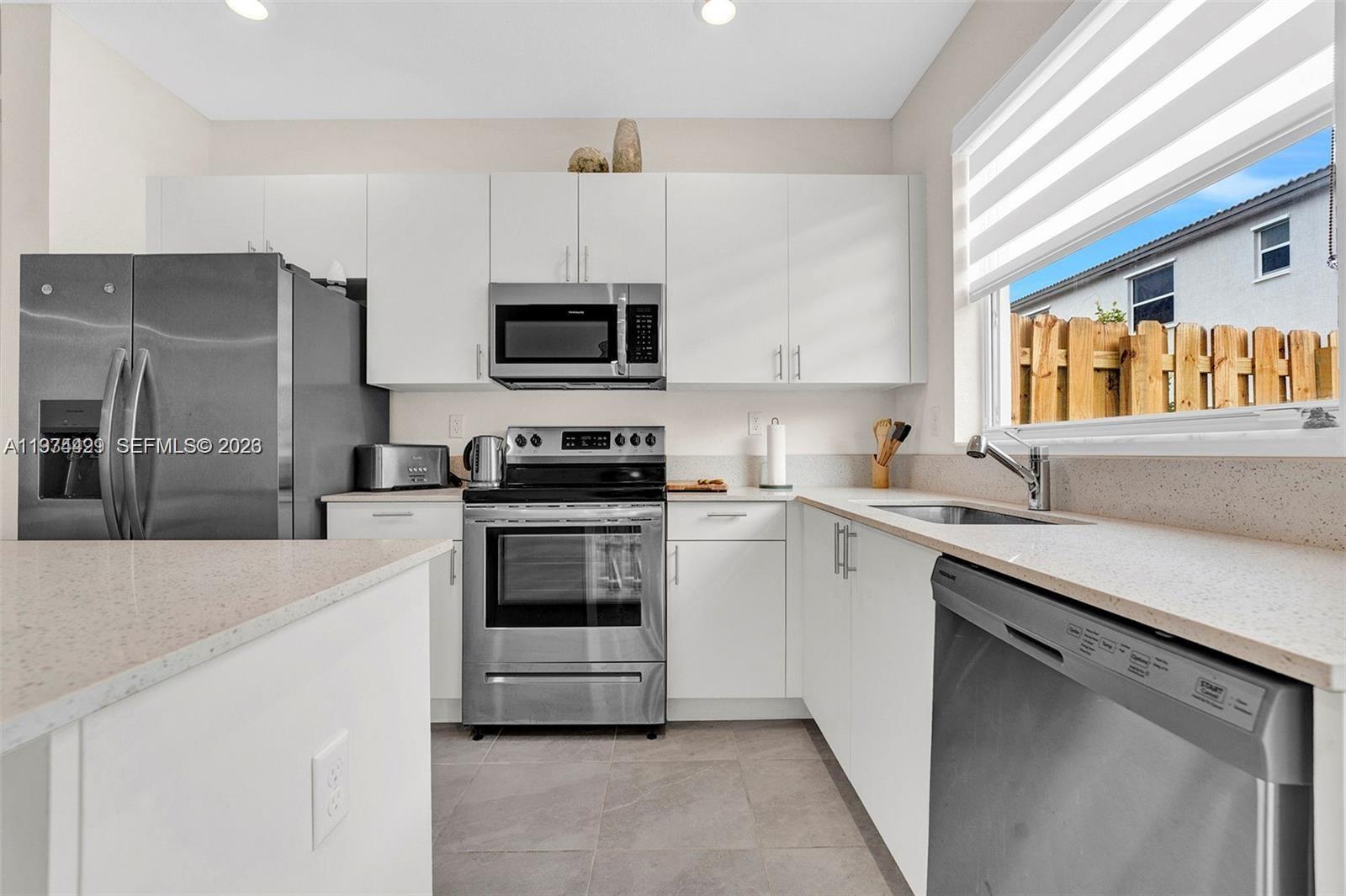 HOMESTEAD PARK OF COMMERC - Residential